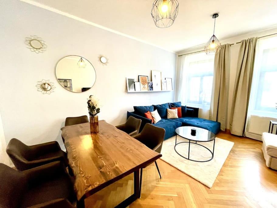 Casarina - Stilvoller Altbau In Zentraler Lage Daire Dresden Dış mekan fotoğraf